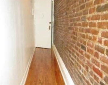 31 Bedford St. - Photo Thumbnail 2