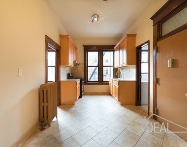 211 Prospect Park West - Photo Thumbnail 2