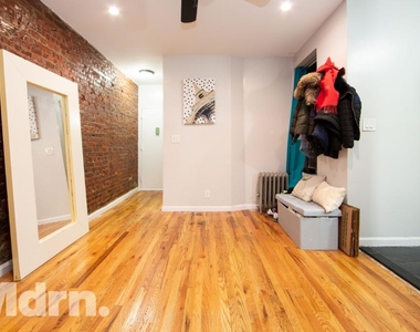 610 Flatbush Avenue - Photo Thumbnail 4