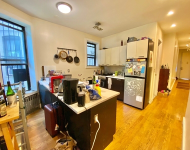 169 Rogers Avenue - Photo Thumbnail 4
