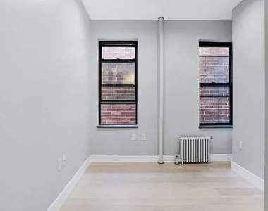 195 Stanton Street - Photo Thumbnail 6