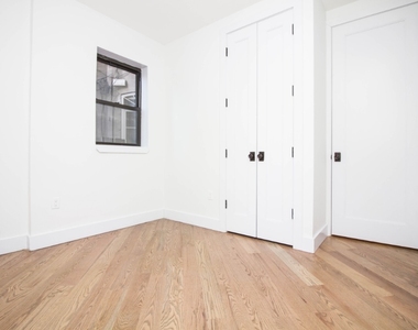 677 Vanderbilt Ave, Unit 1b - Photo Thumbnail 11