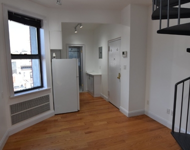 172 Mulberry St - Photo Thumbnail 4