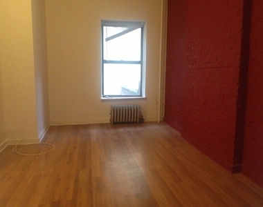 1708 Lexington Avenue - Photo Thumbnail 1