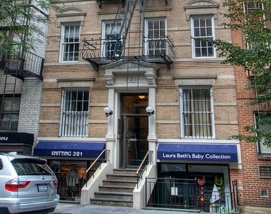 East 75th Street and 2nd Ave - Photo Thumbnail 0