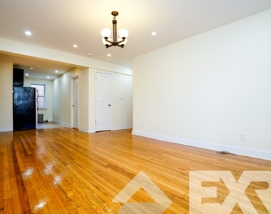 662 Brooklyn Avenue - Photo Thumbnail 2