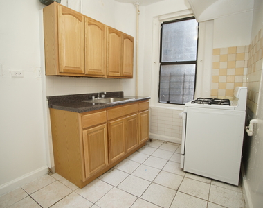 2114 Daly Ave - Photo Thumbnail 3