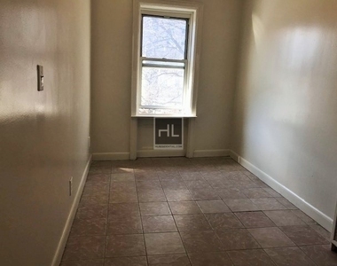 651 Flatbush Avenue - Photo Thumbnail 9