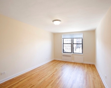 1201 Ocean Parkway - Photo Thumbnail 3