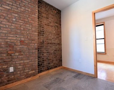 110 Madison St - Photo Thumbnail 1