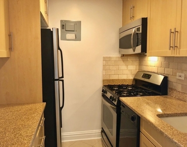 141  E 33rd Street - Photo Thumbnail 2