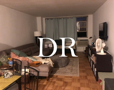 514 Ocean Parkway - Photo Thumbnail 0