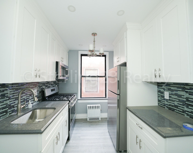 23-77 28th st - Photo Thumbnail 0