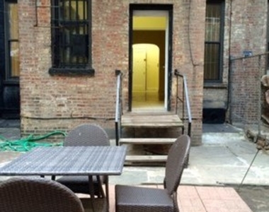 156 East 85th - Photo Thumbnail 3