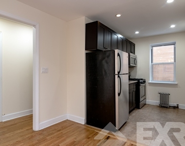 652 Brooklyn Avenue - Photo Thumbnail 4