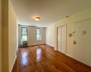 425 East 114th Street - Photo Thumbnail 0