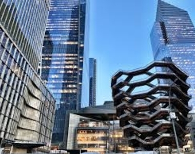 15 Hudson Yards - Photo Thumbnail 0