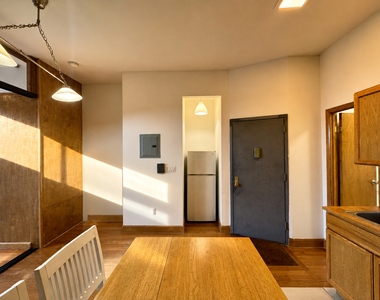 2252 1st Avenue - Photo Thumbnail 6