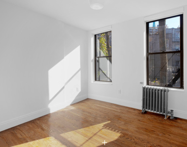 48th street  & 9th avenue  - Photo Thumbnail 7