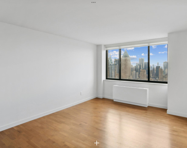 407 Park Avenue South - Photo Thumbnail 5
