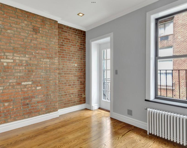 9th street and 1st Avenue  - Photo Thumbnail 7