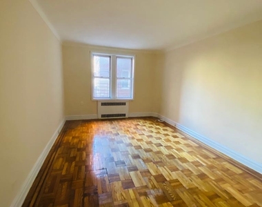 25 Lefferts Avenue - Photo Thumbnail 2