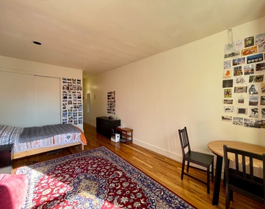 422 East 83rd Street - Photo Thumbnail 5