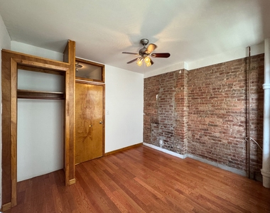 401 East 115th Street - Photo Thumbnail 10