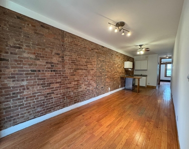401 East 115th Street - Photo Thumbnail 4