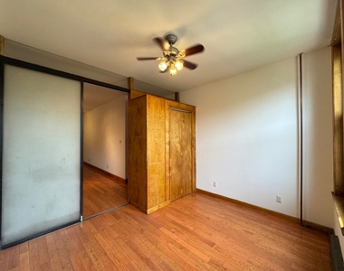 401 East 115th Street - Photo Thumbnail 16