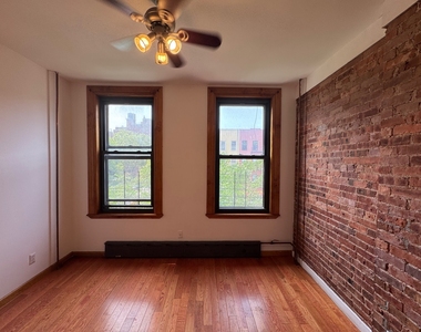 401 East 115th Street - Photo Thumbnail 14