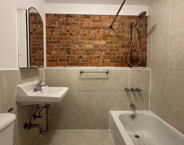 401 East 115th Street - Photo Thumbnail 18