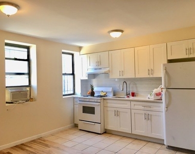 1727 Lexington Avenue - Photo Thumbnail 7