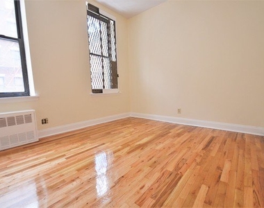 522 West 157th Street - Photo Thumbnail 13