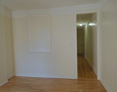 674 Lincoln Place - Photo Thumbnail 3