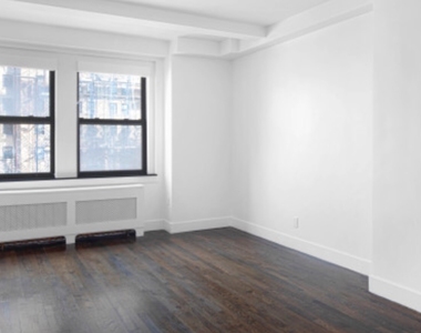 224 East 85th Street - Photo Thumbnail 8