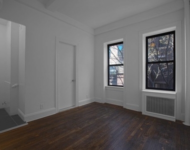 224 East 85th Street - Photo Thumbnail 6