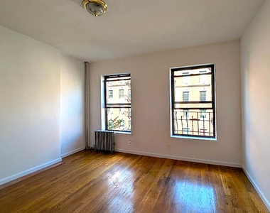 180 East 101st Street - Photo Thumbnail 1