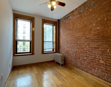 2250 1st Avenue - Photo Thumbnail 0