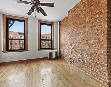 2250 1st Avenue - Photo Thumbnail 8