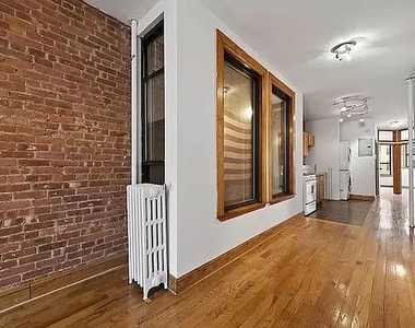 2250 1st Avenue - Photo Thumbnail 7