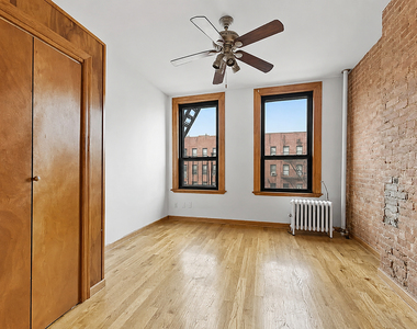 2250 1st Avenue - Photo Thumbnail 4