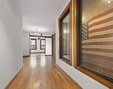 2250 1st Avenue - Photo Thumbnail 9