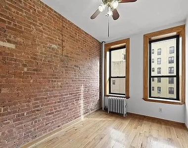 2250 1st Avenue - Photo Thumbnail 4