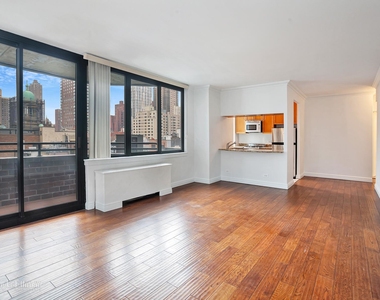 455 East 86th St - Photo Thumbnail 0