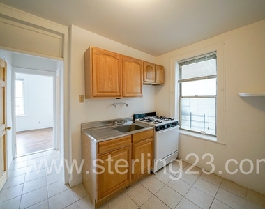 21-31 27th St, Astoria, Ny 11105 - Photo Thumbnail 0