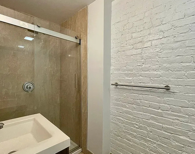 231 East 115th Street - Photo Thumbnail 12