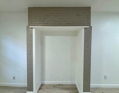 231 East 115th Street - Photo Thumbnail 9