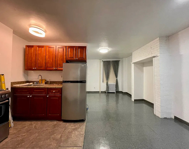 231 East 115th Street - Photo Thumbnail 8
