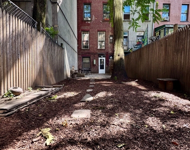 231 East 115th Street - Photo Thumbnail 19